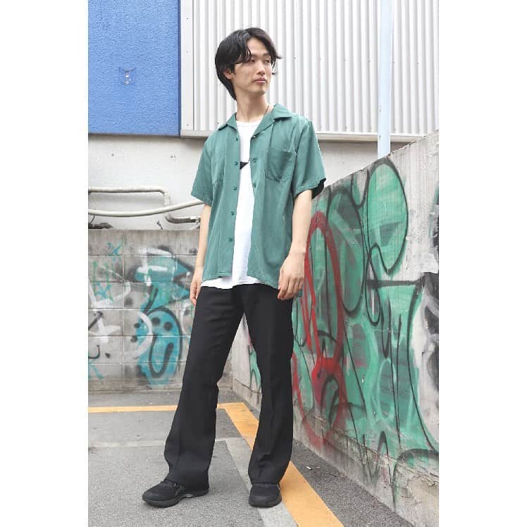 the STYLE SNIPのインスタグラム：「Emerald _ Tops #supreme Footwear #asics _ #thestylesnip #stylesnip #ragtag #streetstyle #streetsnap #ootd #fashion #used #ragtagshooting #ファッションをもっと自由にもっと楽しく」