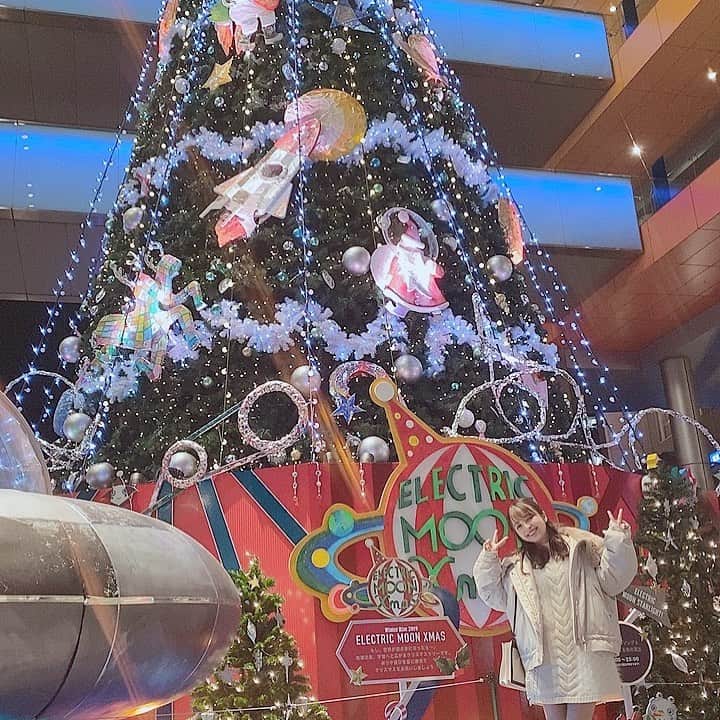 黒口那津のインスタグラム：「💝🎄メリークリスマス🎄💝 インフルエンザA型クリスマスは忘れもしない思い出です🎅✨笑 40度とかからは脱出したからもう治ったんじゃないかと思うほど今はちょっと元気になってきたよ〜✨ と言っても普段なら寝込むレベルなんだろうけど🤧笑　 沢山のDM.LINEありがとう😭💓みんな優しすぎて、、😭やっぱりメッセージが一番元気になるね✨ ・ みんなはくれぐれも病気に気をつけて楽しいクリスマスを過ごしてください♡♡♡♡♡」