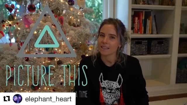 ブリアナ・エヴィガンのインスタグラム：「MERRRY CHRISTMAS! Wanted to share this with you all. My brother and sister in law have a beautiful organization in the Philippines. I too have been able to spend time out there and got to see the souls of these incredible humans! They’re something else and I’m very overdue for a trip back. Please see below, click link in bio and check it out or get involved! #Repost @elephant_heart with @get_repost ・・・ If you’re looking to give back this holiday season, the kids in our non profit @canupicturethis would be so grateful to have your support. We will be visiting their village of La Jala in the next month or two and will document how your donations are helping uplift the community! Donation link in bio! Also, if you know of children in the USA that would like to join our pen pal program, email us at canyoupt@gmail.com」