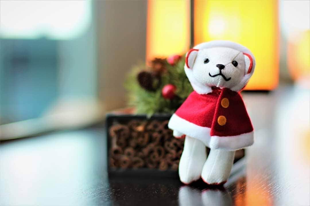 Conrad Tokyoのインスタグラム：「素敵なクリスマスをお過ごしください。 From all of us at the Conrad Tokyo, we wish you all a very merry Christmas! #Christmas #conradtokyo #コンラッド東京 #StayInspired #メリークリスマス #クリスマスツリー #クリスマス #コンラッド #ホテル #東京 #日本 #銀座 #ラグジュアリー #冬 #港区 #Conrad #Hotel #Tokyo #Conradtokyo #Japan #Ginza #LuxuryTravel #Winter #Minatoku #merrychristmas」