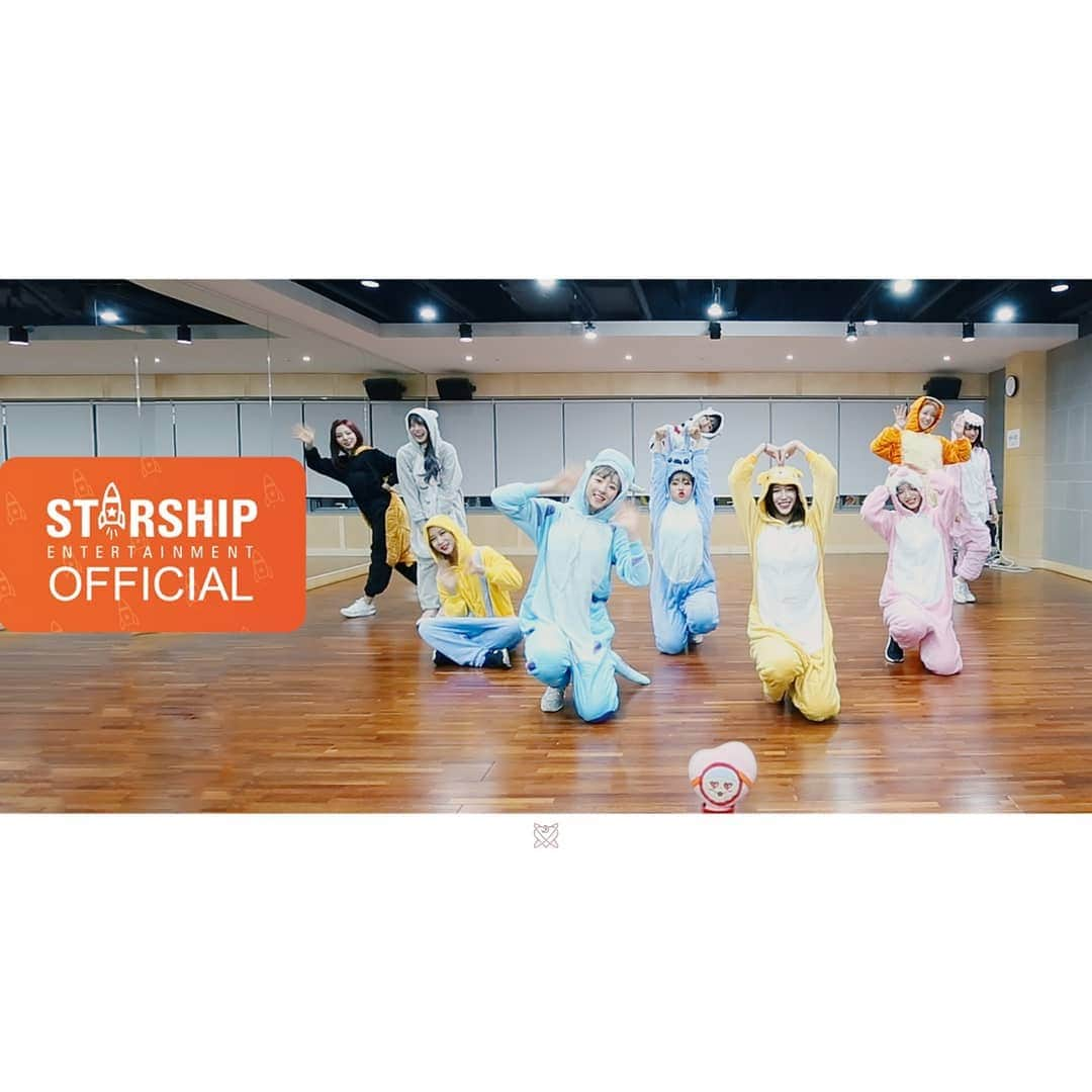 宇宙少女さんのインスタグラム写真 - (宇宙少女Instagram)「[Dance Practice] #우주소녀 (WJSN) - #이루리 (#As_You_Wish) 우정들 소원 이루리 Ver. 🙏🏻 ⠀ MV 조회수 💞500만 돌파💞 이번 활동도 함께해줘서 고마운 #우정 들에게 주는 선물🥰 ⠀ 지금 바로 만나보세요! 👇🏻👀👇🏻 https://youtu.be/JOkRHLIVjJU http://www.vlive.tv/video/167240 ⠀ #우주스타그램 #WJSN」12月25日 12時00分 - wjsn_cosmic