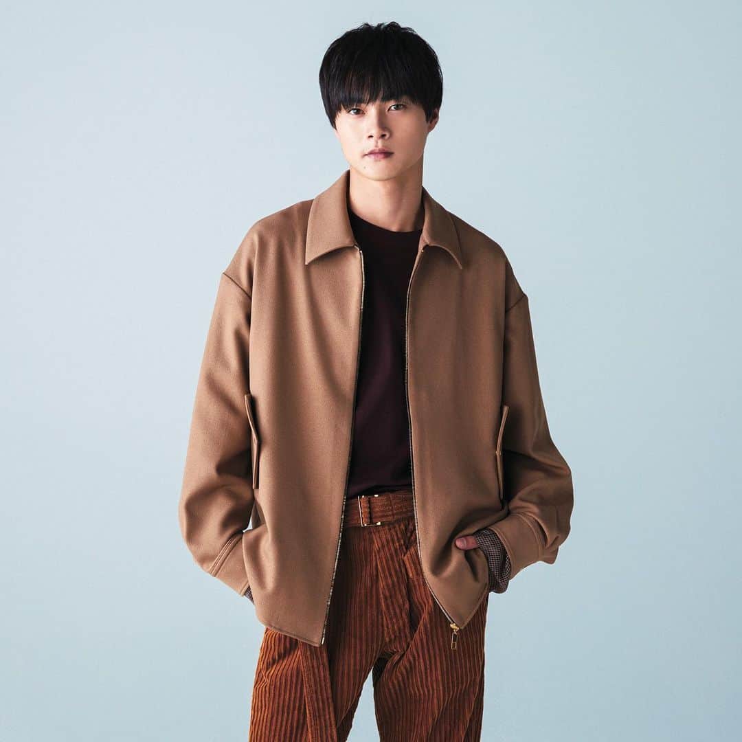 smartさんのインスタグラム写真 - (smartInstagram)「【📣NEWS！】 smart専属モデル・結木滉星さんをはじめ、人気タレントやモデルが数多く所属するスターダストプロモーションとsmartがタッグを組み、 オーディションを開催することが決定しました‼️ 憧れの芸能界入りできる大チャンスです！  グランプリに選ばれたら、 賞金30万円、smart専属モデルとしての活動(1年間誌面登場)、スターダストプロモーションからデビュー、Rakuten GirlsAward 2020 SPRING/SUMMERへの出演など… モデルとしての華々しい活躍が待っています！🕺✨ 応募条件は、中学1年生〜25歳の男性。 国籍不問。プロ・アマ問わず、自薦・他薦どちらでもOK！ ※合格後、スターダストプロモーションに所属契約ができる方。 ※特定のプロダクションやレーベルに所属している方は必ず所属先の了承を得てからご応募くださ い。 ※未成年の方の応募には保護者の同意が必要です。  一次審査書類の締め切りは、2020年1月25日(土) 選考結果は、書類審査通過者のみにご連絡します。二次面接は２月上旬から中旬ごろ、三次審査は2月下旬を予定しております。  プロフィールのWEBサイトから特設サイトにアクセスし、 必要事項を入力のうえ、説明に沿ってご応募ください。 締め切りは2020年1月25日(土)で す。 https://www.stardust.co.jp/sd/smart/  たくさんのご応募お待ちしています✨✨✨」12月25日 12時04分 - smart_tkj