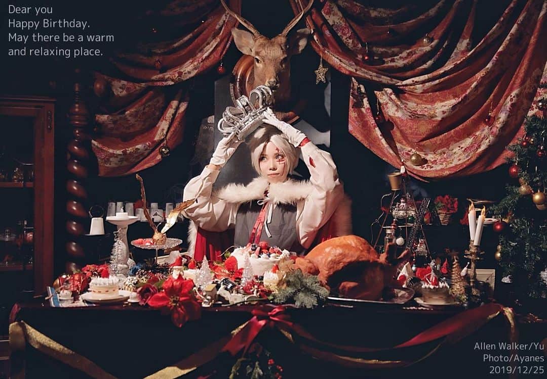 優衛門（YUEMON）のインスタグラム：「🎅MERRYCHRISTMAS🎅 #xmas #dgrayman #cosplay #dgraymancosplay #allenwalker #allenwalkercosplay #🎅🏻」