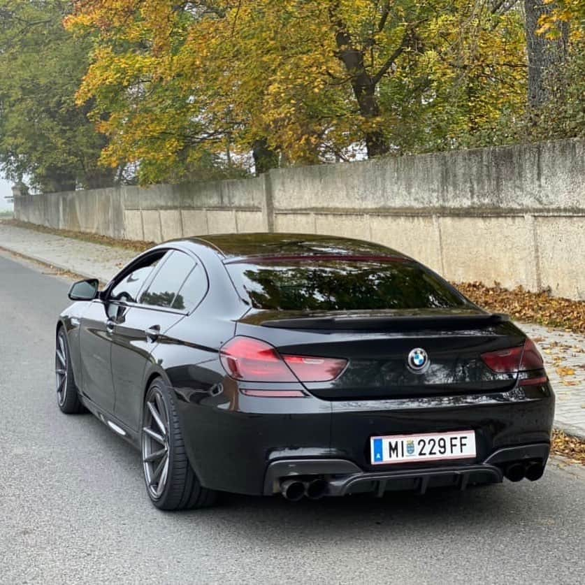 CarsWithoutLimitsさんのインスタグラム写真 - (CarsWithoutLimitsInstagram)「What are your thoughts on the M6? COMMENT BELOW 👣 Owner @petrit.iber  #carswithoutlimits #bmw #m6 #bmwm6」12月25日 12時21分 - carswithoutlimits