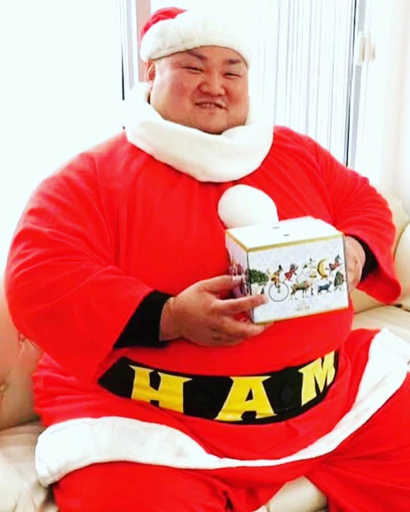 浜亮太さんのインスタグラム写真 - (浜亮太Instagram)「メリークリスマス！  #bjw #浜亮太 #浜亮太選手 #サンタクロース #クリスマス」12月25日 12時40分 - hama.2964