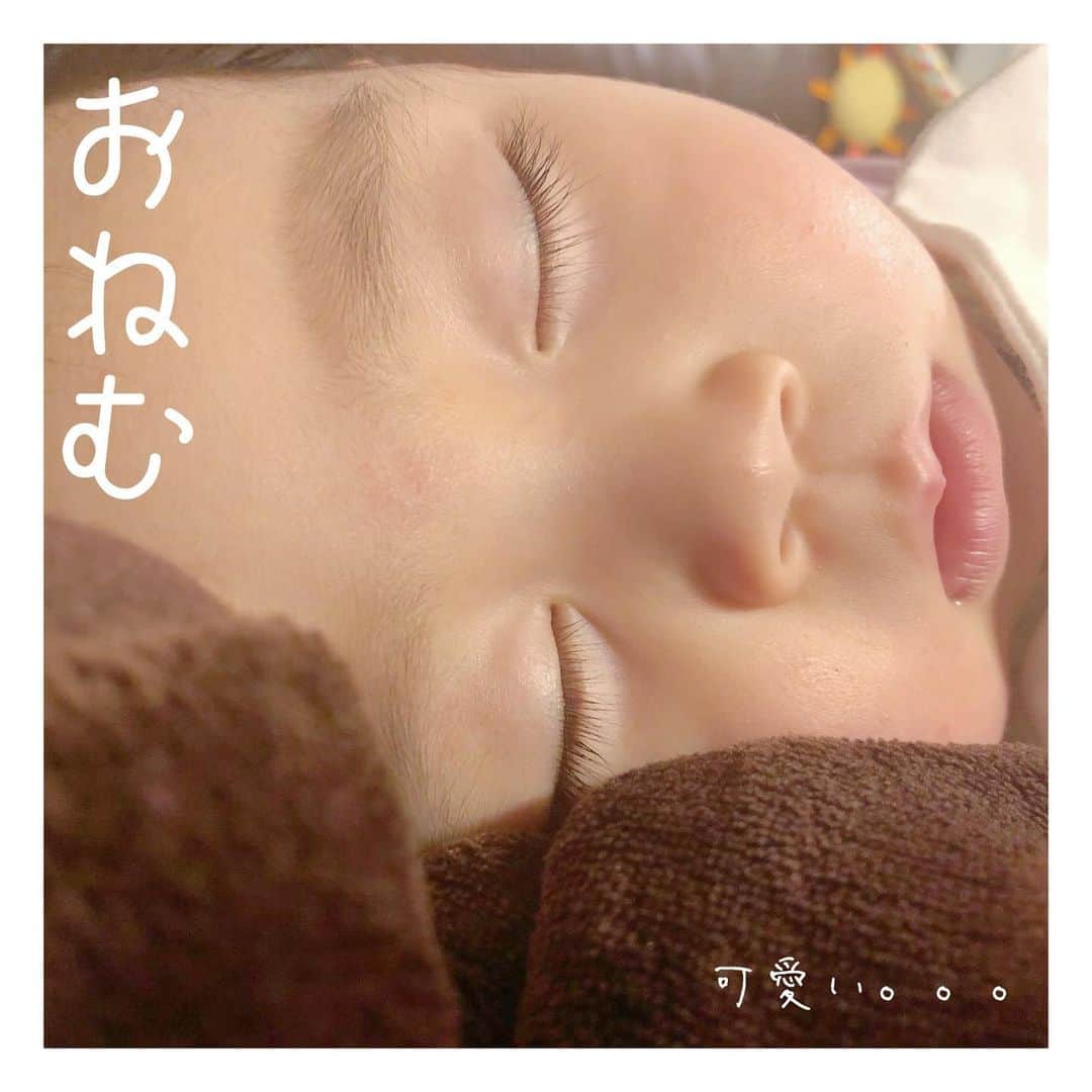 mamamizu.32のインスタグラム：「とある日の寝顔﻿ ﻿ ﻿ ﻿ ﻿ ﻿ ﻿ ﻿ ﻿ 寝顔って天使すぎ😇❤️❤️﻿ ﻿ ﻿ ﻿ ﻿ ﻿ ﻿ 生きててよかったーてなる。笑﻿ ﻿ ﻿ ﻿ ﻿ ﻿ ﻿ ﻿  #ままべび#rainbでpowmamababy#スマイル育児#たまひよベストショット#親バカ部ig_baby#コノビー#ママカメラ#子育てぐらむ#ベビフル#コドモノ #fammカメラ部#ママリ#ママタス#ハピベビ#子育てぐらむ#uptoyoume#コドモノ代弁#イットママ#キズナ#コズレ#fammカメラ部#赤ちゃんのいる生活#赤ちゃんのいる暮らし#赤ちゃんとの暮らし#11ヶ月ベビー#東京ママ#ママ友募集」