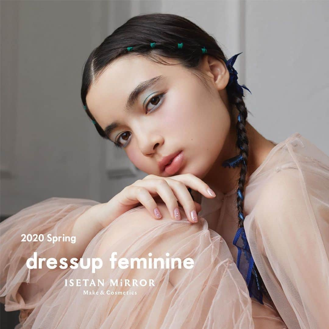 ISETAN MiRRORさんのインスタグラム写真 - (ISETAN MiRRORInstagram)「. . ISETAN MiRROR 2020 Spring . TREND MAKE-UP 【dressup feminine】 .  2019年12月26日〜 . .  ブルーとオレンジのアイシャドウで作る甘すぎないアイ。 セクシーでも可愛いでもないセンシュアルな春のメイクアップ。 . . イセタン ミラーがおすすめする、2020年春のメイクアップです。 是非、お試しください。 . . #isetanmirror #イセタンミラー #2020spring #2020年春 #trendmakeup  #springmakeup #春メイク #dressupfeminine #ドレスアップフェミニン #cosme #cosmetics #コスメ #コスメティクス #化粧品 #make #makeup #メイク #メイクアップ #イセタンミラー各店の店舗情報はイセタンミラーhpをご覧ください  #コスメ好きさんと繋がりたい  #メイク好きな人と繋がりたい  hair&makeup @matsuno71  model @je_suis_manon2  @toshiakikitaoka  @rurimatsui  @littlesunnybiteyoppy  @ilioanela」12月26日 0時02分 - isetanmirror