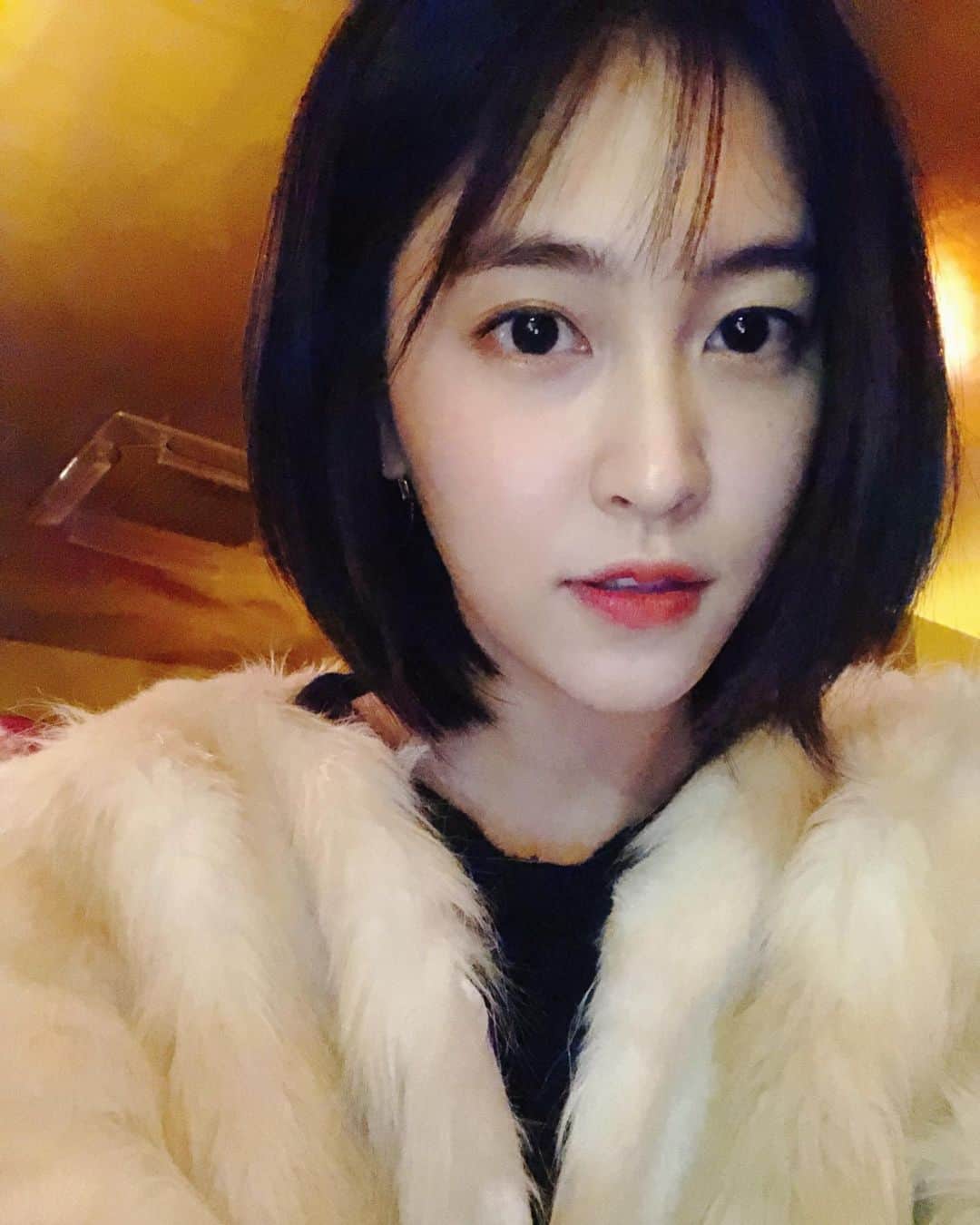 パク・ミンジのインスタグラム：「Merry Christmas🎄🎁 ing」