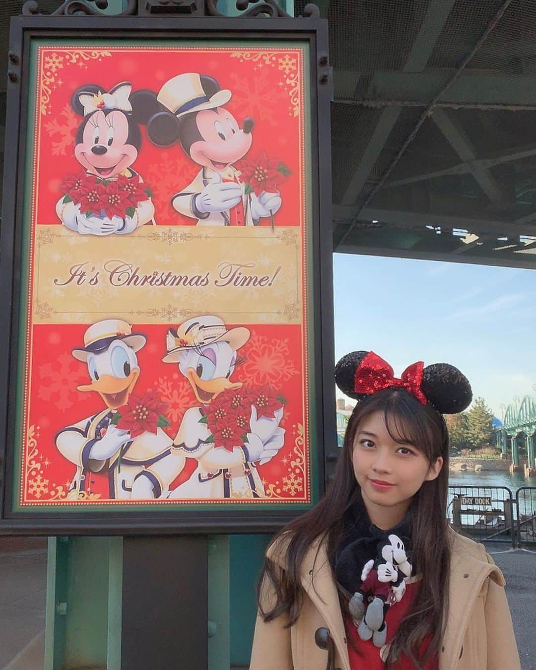 牧野真莉愛さんのインスタグラム写真 - (牧野真莉愛Instagram)「♡ ♡ ❄🎄🎁DISNEY CHRISTMAS 2019︎🎁🎄❄ ・ ♪Welcome to Christmas♪⛄️︎💕︎ ♡ ♡  #disneychristmas 🎄🎁 #tokyodisneyresort #tokyodisneysea #mickey #ミッキー ❤ #minnie #ミニー ちゃん💖 #ディズニークリスマス 🎄🎁 #東京ディズニーシー #東京ディズニーリゾート  #モーニング娘19 #morningmusume19 #牧野真莉愛」12月25日 22時37分 - maria_makino.official