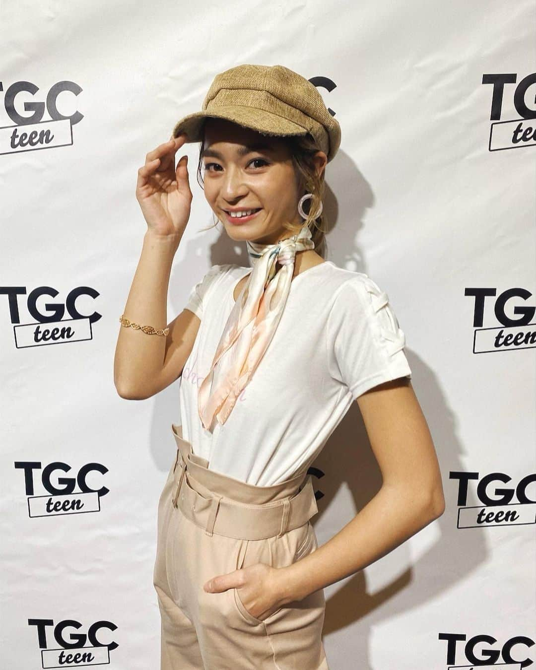 遠山茜子さんのインスタグラム写真 - (遠山茜子Instagram)「TGCteenありがとうございました◡̈ ・ 若いエキスたくさん吸い込んできたんご✌︎ 最高なxmasをありがたや♥ ・ #merrychristmas#xmas#work#happy#holiday#good#thanks#present #instagood#jkってすごい#どこみてもteen#おばさん失礼しました#ぴえん」12月25日 22時53分 - akane_016t