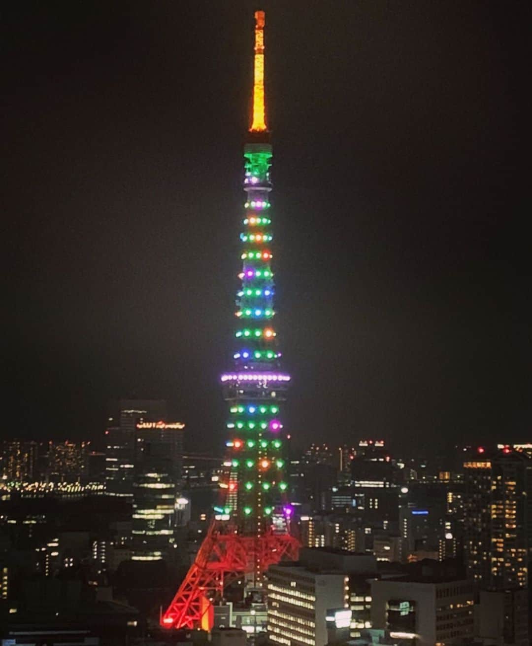 森本さやかさんのインスタグラム写真 - (森本さやかInstagram)「#東京タワー #クリスマスバージョン (*ﾟ▽ﾟ*)ヽ(*＾ω＾*)ﾉ 🗼🎄🗼🎄🗼🎄 #tokyotower #christmasversion  #merrychristmas #東京タワークリスマスバージョン」12月25日 23時36分 - sayakamorimoto1011