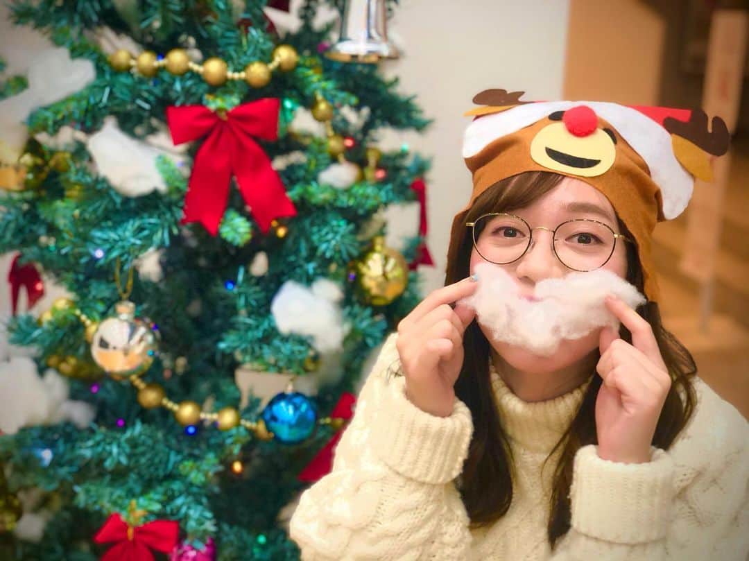 石橋美希さんのインスタグラム写真 - (石橋美希Instagram)「メリークリスマス🎄 ことしのクリスマスもあと少し…  みなさまことしはどんなクリスマスでしたか？  クリスマスムードだった街も あすからまたふつうの日常にもどりますね。  年末年始に向けてあと一息、 頑張りすぎずに頑張りましょうね🌟  #きょうは #ホワイトクリスマス #クリスマス #みなさん #幸せなことがありますように #めんこいテレビ #アナウンサー #石橋美希」12月25日 23時34分 - miki_ishibashi_mit