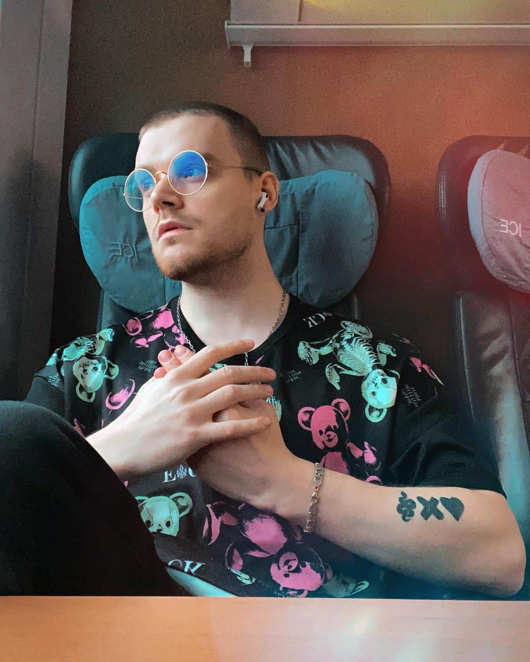 iBlaliのインスタグラム：「Wer bock zu chillen」
