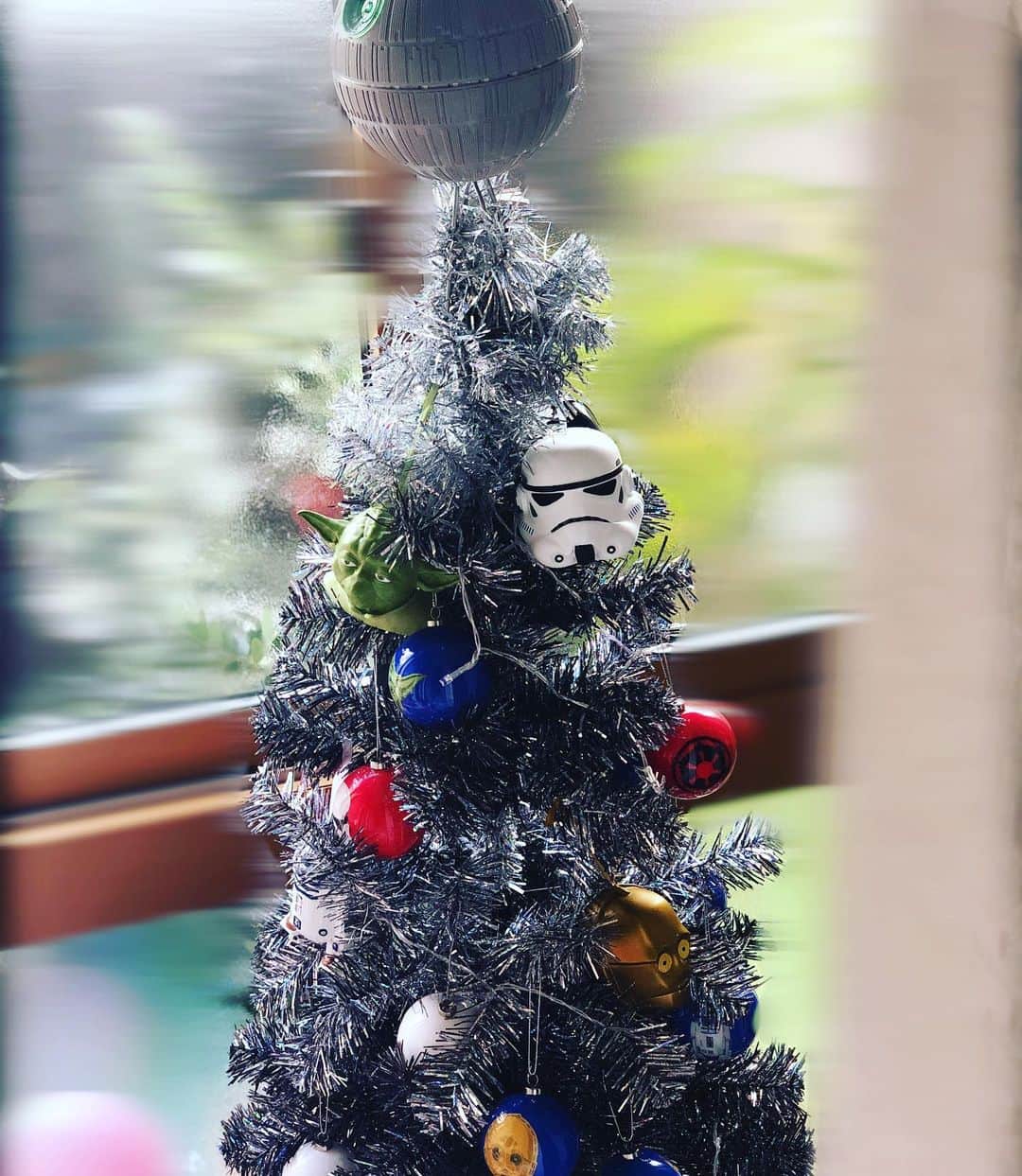 加藤夏希さんのインスタグラム写真 - (加藤夏希Instagram)「🎄 #またね #クリスマス 数日しか飾ってない…」12月25日 15時12分 - natsukikato_official