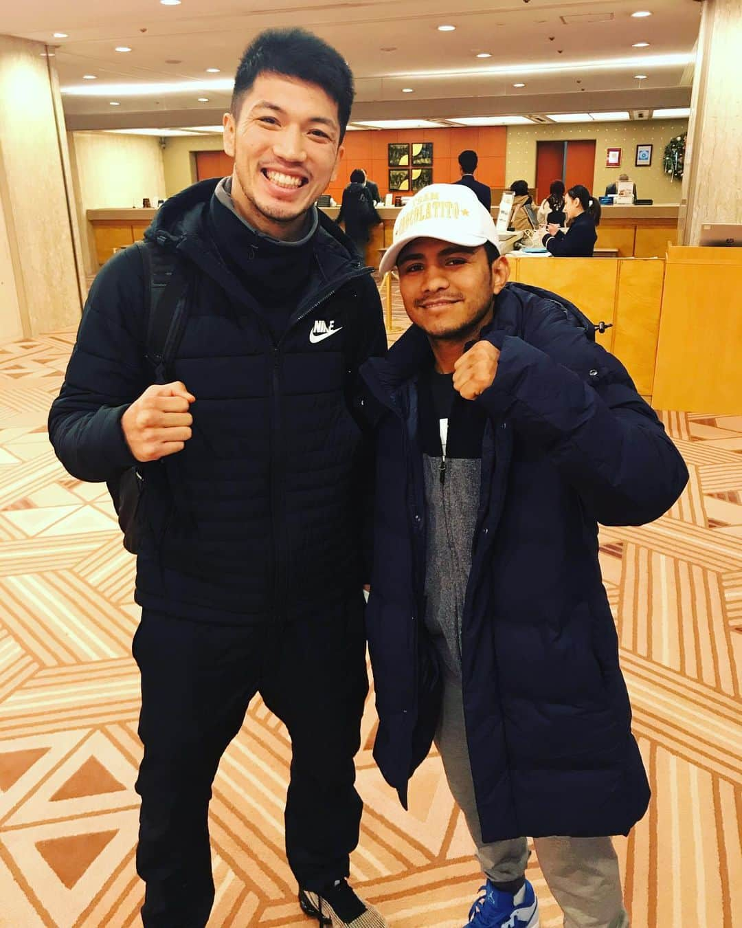 ローマン・ゴンサレスさんのインスタグラム写真 - (ローマン・ゴンサレスInstagram)「Mi compañero y hermano de Teiken @ryota_murata_official Ayer te vi brillar como nunca en el ring y me sentí orgulloso de tu esfuerzo y el carisma que traes hacia Japón y todos tus fans, eres una súper estrella. Mis deseos son que sigas cosechando muchos éxitos tanto personales como profesionales. Gracias por todas tus atenciones. #teamchocolatito #teammurata #teiken #nike #cristoteama #diacachimba #campeon #medallistadeoro #samurai」12月25日 15時37分 - chocolatito87