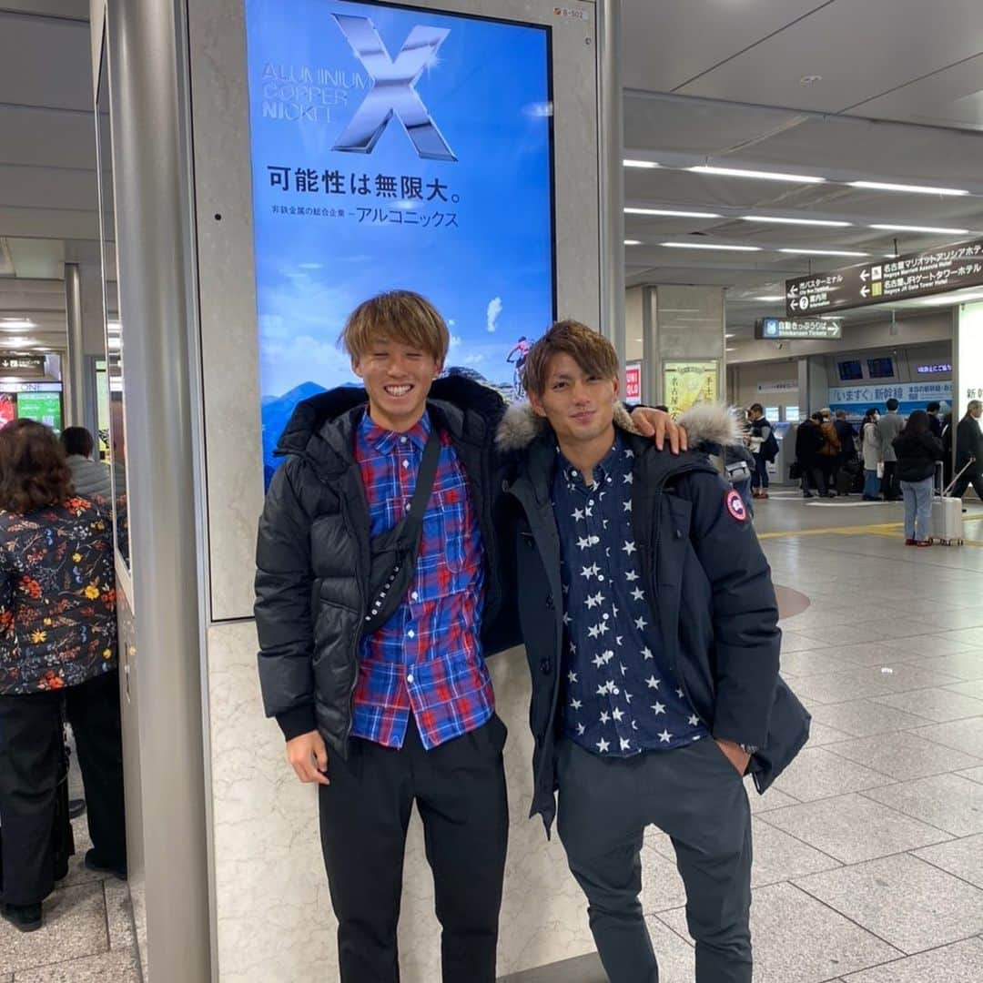 宮原和也のインスタグラム：「奇跡的にタイミングがあいランチに行ってきました😁 皆さんはどのようなクリスマスをお過ごしでしょうか🎄 #森島司 #あざといなぁ」