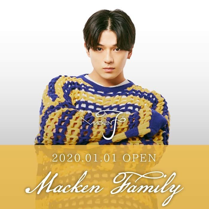 新田真剣佑さんのインスタグラム写真 - (新田真剣佑Instagram)「来年の1月1日より Macken Familyがリニューアルします！‬ ‪本日、ティザーサイトがオープンしました。 限定メールや動画に加え、リアルタイムでコミュニケーションをとることができるコンテンツが増えます。 Macken Family をさらに充実させていくので、楽しみにしていてください！‬ New fan club starting January 1st 2020. Lots of new stuff comin up next year. Fan meetings, events, live chats, and so much more. I’ll see you all next year.  https://mackenfamily.jp/」12月25日 16時13分 - mackenyu