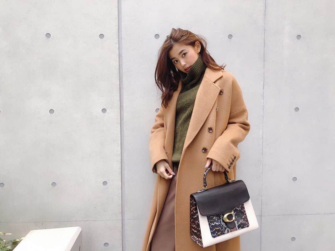 朝比奈彩　私服 