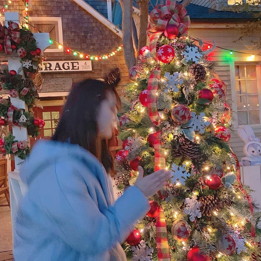 佐久間乃愛さんのインスタグラム写真 - (佐久間乃愛Instagram)「. メリークリスマス🎄☃️ みなさんはどのようにお過ごしですか~？💓 私は今からある所で楽しんできます🌟  #クリスマス #イルミネーション」12月25日 16時34分 - noa_sakuma