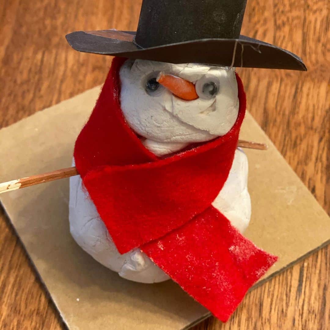 伊藤英明のインスタグラム：「Merry Christmas to all. #buildasnowman #息子作」