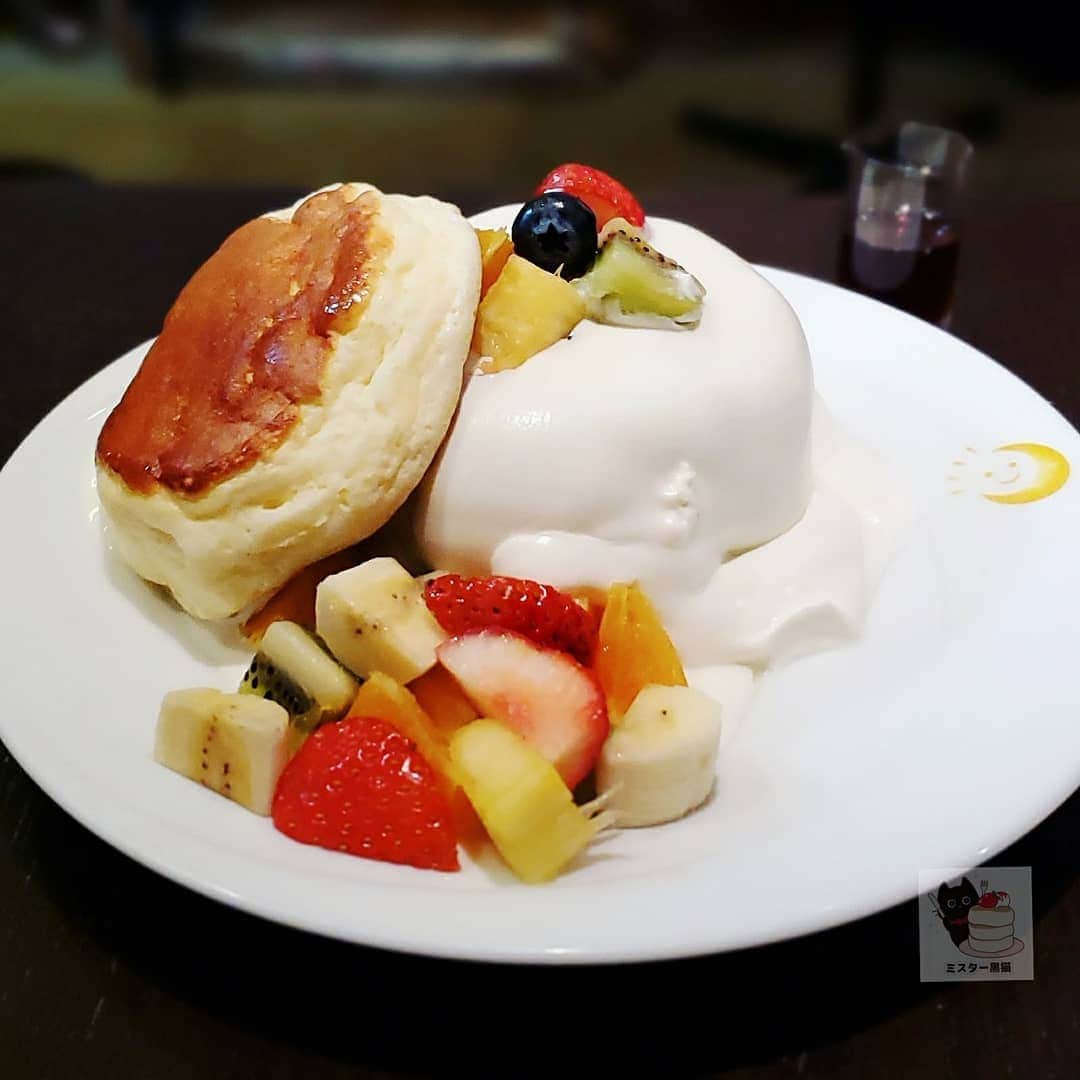 ミスター黒猫（黒猫仙人）のグルメインスタ