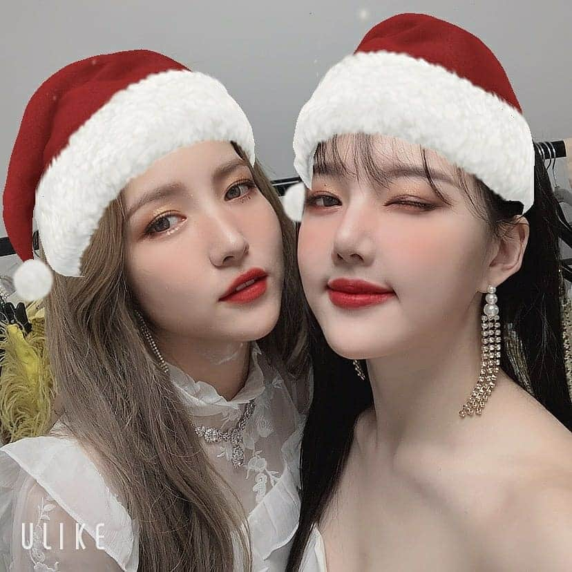 GFriendさんのインスタグラム写真 - (GFriendInstagram)「@ulikekorea #ulikeparty #유라이크 #ulikexmas  즐거운 크리스마스 보내고 있죠~?🥰😍 #여자친구 #GFRIEND 와 함께 더 즐거운‼ 크리스마스🎄 보내시고, 감기조심하세요🎶」12月25日 17時21分 - gfriendofficial