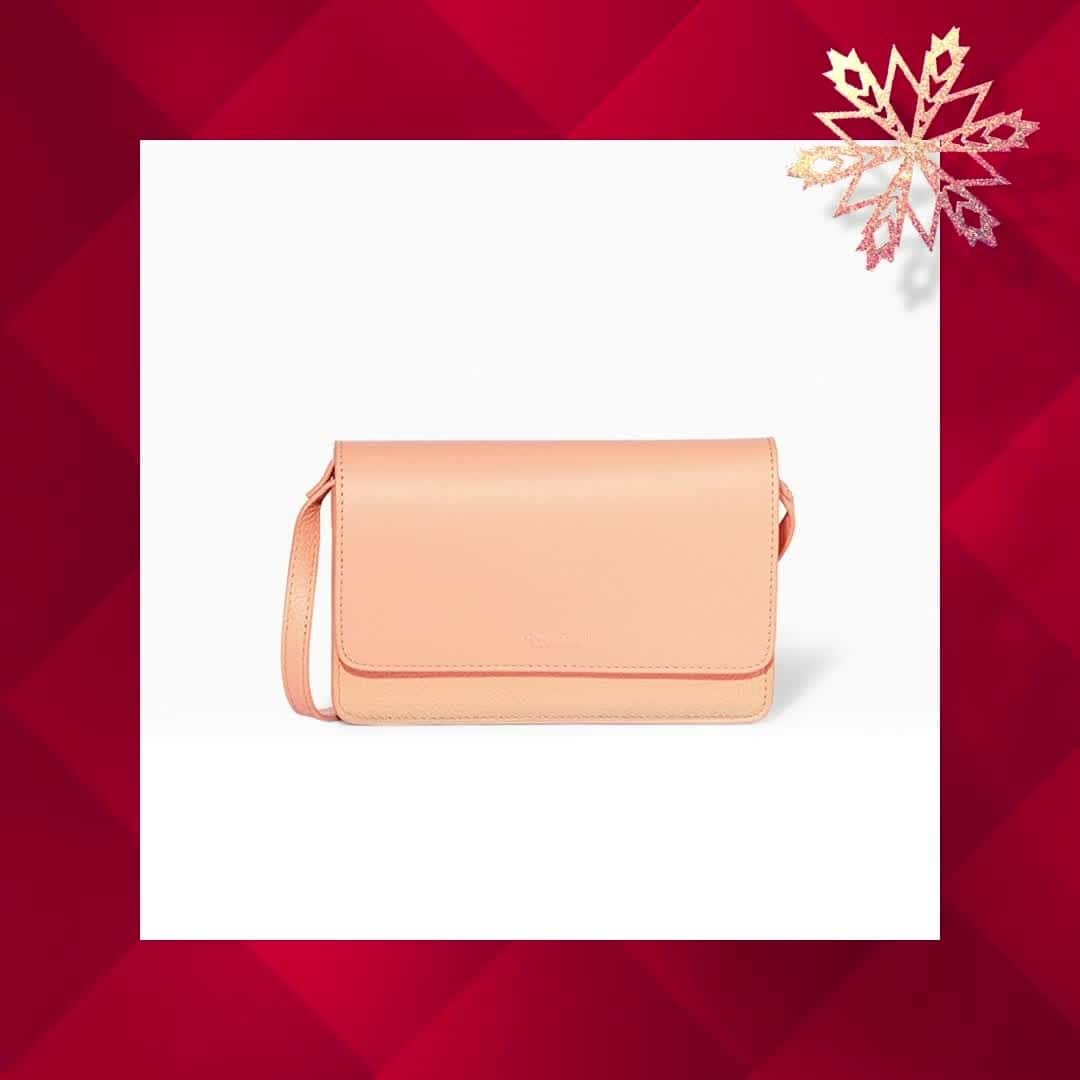 モダルーのインスタグラム：「Merry Christmas! Now you've treated everyone else, it's time to treat yourself. Browse our sale styles on-site now and use sale20 for an additional 20% off #ModaluMoments」