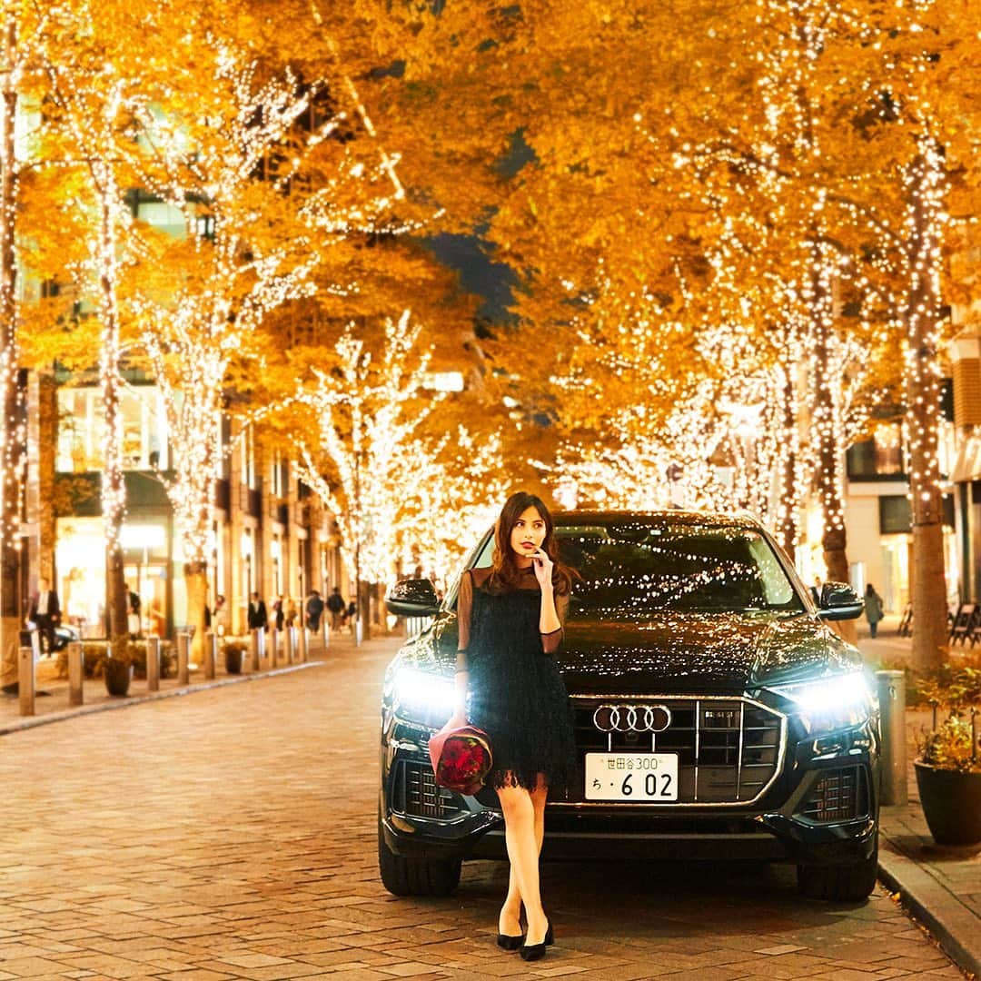Audi Japan Sales / アウディジャパン販売さんのインスタグラム写真 - (Audi Japan Sales / アウディジャパン販売Instagram)「#Audiのある生活 Merry Christmas! 来年も#Audi と一緒に特別な思い出を。 @audi.japan.sales  #AJS #AudiQ8 #Q8 #MyAudi #Audistyle #car #アウディ #ショッピング #ドライブ #冬 #車 #愛車 #外車 #ドイツ車 #車好き #車好きな人と繋がりたい #アウディ女子 #車好き男子」12月25日 18時13分 - audi.japan.sales