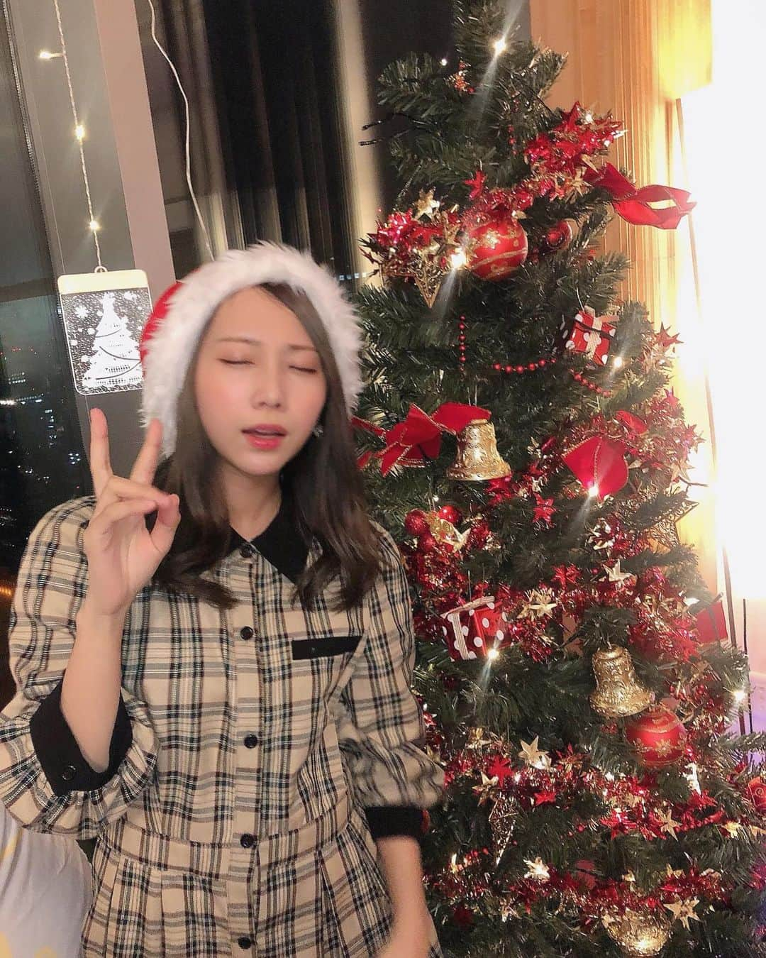 きりたんぽさんのインスタグラム写真 - (きりたんぽInstagram)「くしゃみしすぎなクリスマス . . 🔔🎅🏻Happy Merry X'mas🎄🌟」12月25日 18時06分 - kiritampopopo