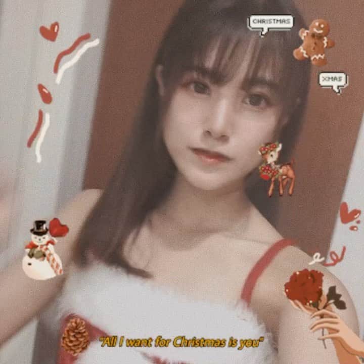 のインスタグラム：「来年はゆかふぁみで集まろ〜🎄❤️ 今年はぬくぬくまったり☺️」