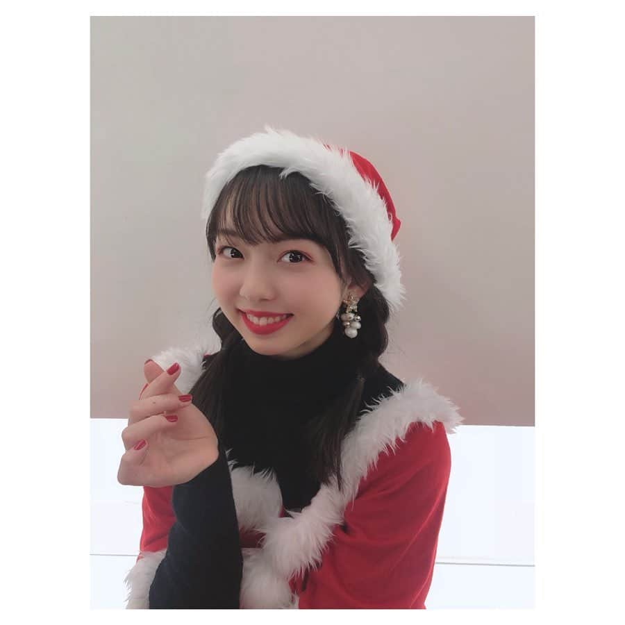 西田ひらりさんのインスタグラム写真 - (西田ひらりInstagram)「Merry Christmas🎄❤️ ・ ・ ・ #西田ひらり #サンタコス #サンタ #クリスマス #santa #merrychristmas  #christmas #happy」12月25日 18時39分 - hirari_nishida