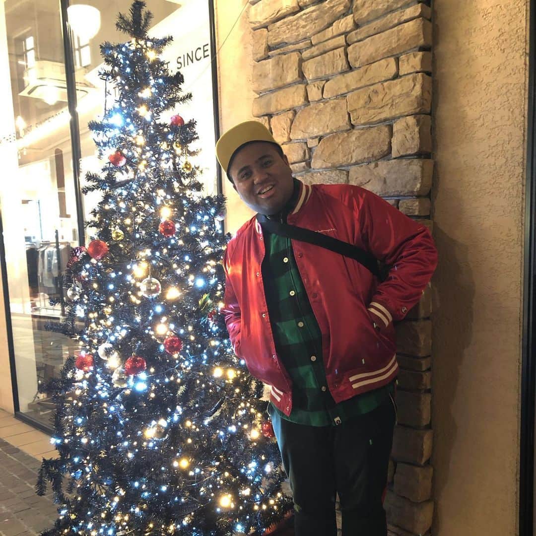アントニーのインスタグラム：「メリクリ  #🎅 #🎄 #🎁」