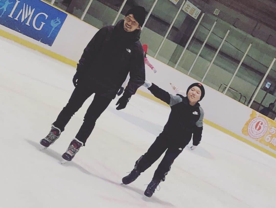安床エイトさんのインスタグラム写真 - (安床エイトInstagram)「Ice Skating with @ascschool . #iceskate #iceskating #skating #ASCschool #kids #school #class #sports #inlineskate #inlineskating #blading #goodtime #great @eitoyasutoko」12月26日 0時08分 - eitoyasutoko
