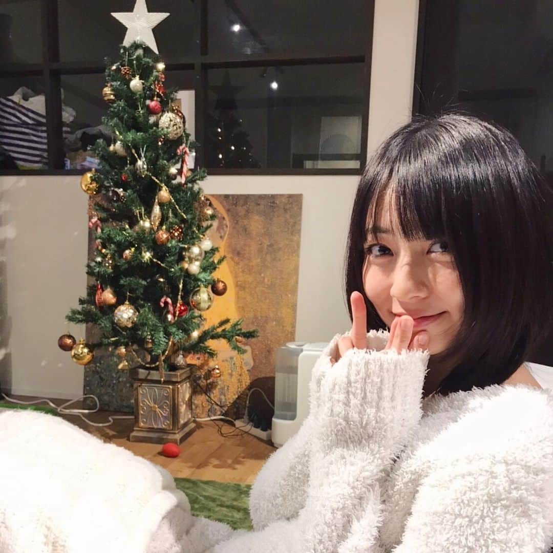 小島梨里杏さんのインスタグラム写真 - (小島梨里杏Instagram)「メリークリスマス！！美人すぎる友達とのイヴは至れり尽くせり。ありがとう、、🎄❤️」12月25日 18時47分 - r_riria