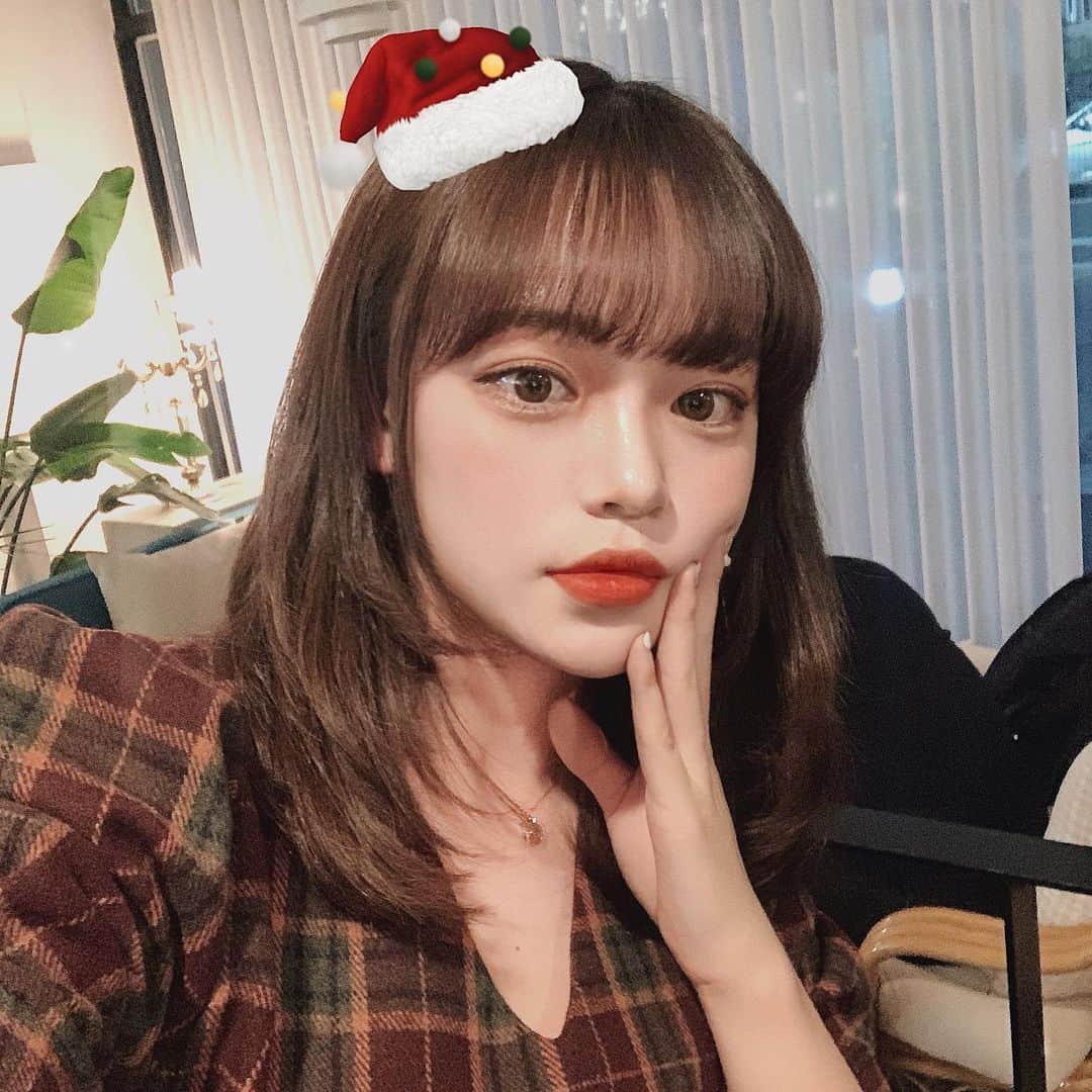 ウィ・ソンヒさんのインスタグラム写真 - (ウィ・ソンヒInstagram)「해피 크리스마스🎄♥️」12月25日 18時56分 - _seong_hee