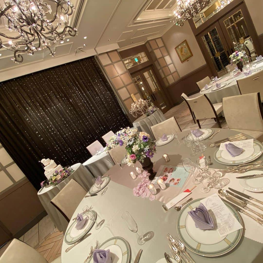 ホテルモントレ銀座 ブライダルサロンのインスタグラム：「#Hotelmonterey #モントレグループ #ホテルモントレ銀座 #ホテルモントレラスール銀座 #モントレウェディング #パルテール #試食会 #結婚式 #結婚式準備 #花嫁準備 #モントレ花嫁 #モントレ花婿 #Instawedding #プレ花嫁 #アンティーク #クラシカル」