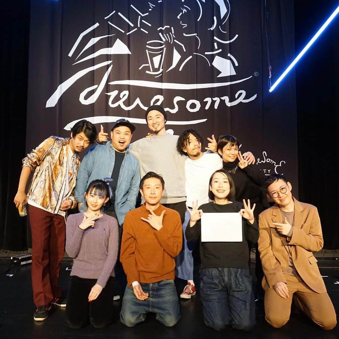 モリシーのインスタグラム：「2マンツアーが終了しました！ 渋谷WWW X2daysはSARMちゃんと bonobos！最高のパフォーマンスでとても素晴らしい2日間でした。そして良いツアーでした！ 他の公演で演奏してくれた雨のパレード、iriちゃん、Creepy Nuts、ヤングオオハラも改めてありがとう！ ACC無事ライブ納めです。 #bonobos #SARM #awesomecityclub」