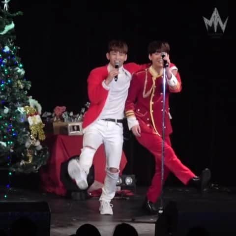 のインスタグラム：「🎄MYNAME MOBILEにて『思い出の瞬間大放出❤MYNAME X'MAS SHOW 2018～Enjoy～【ゲーム編】』のSPECIAL MOVIEも公開中✨🎁✨ 個性溢れすぎる『あ！』対決は思わず笑ってしまう場面満載なのでご注意下さい😂✨ㅋㅋ 動画の他に、MYgirlへクリスマスボイスメッセージも届いてますので、ぜひMYNAME MOBILEチェックして下さい🎶 📱http://myname-mobile.com #MYNAME #마이네임 #MerryChristmas 🎅」