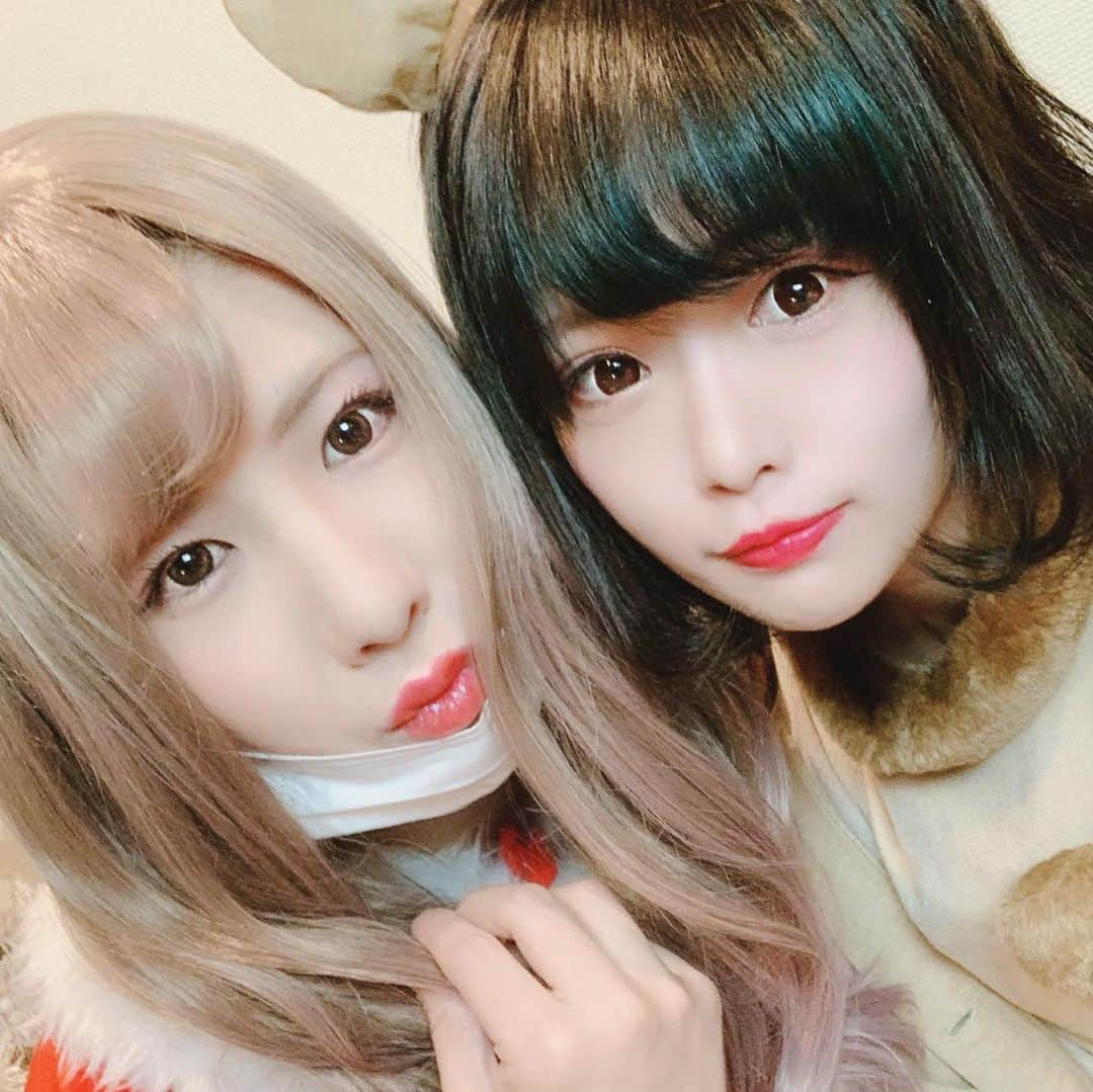 大森砂奈のインスタグラム：「MerryXmas2019🎄✨ 今年は女子会しました😂😂😂 イブライブも参加してくれた方 ありがとうございました🧡 . 今年は色んな変化の年でした✨ まあ初詣の動画でも自分でそう言ったから そうなるように動いた結果かと😂 やはり有言実行ですねん👍✨ . みんなも令和元年、良い年になりましたか？🧡 . #さなっち#マルチクリエイター #栃木県YouTuber#クリスマス#クリスマス2019🎄」