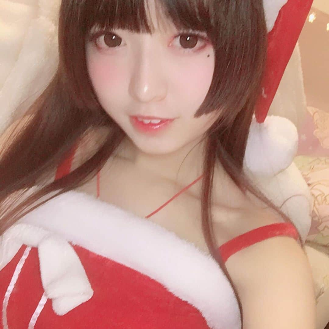 にかもきゅのインスタグラム：「Dont merry Christmas please marry me.🍭🍭🍭 Happy Christmas🍭🍭🍭」