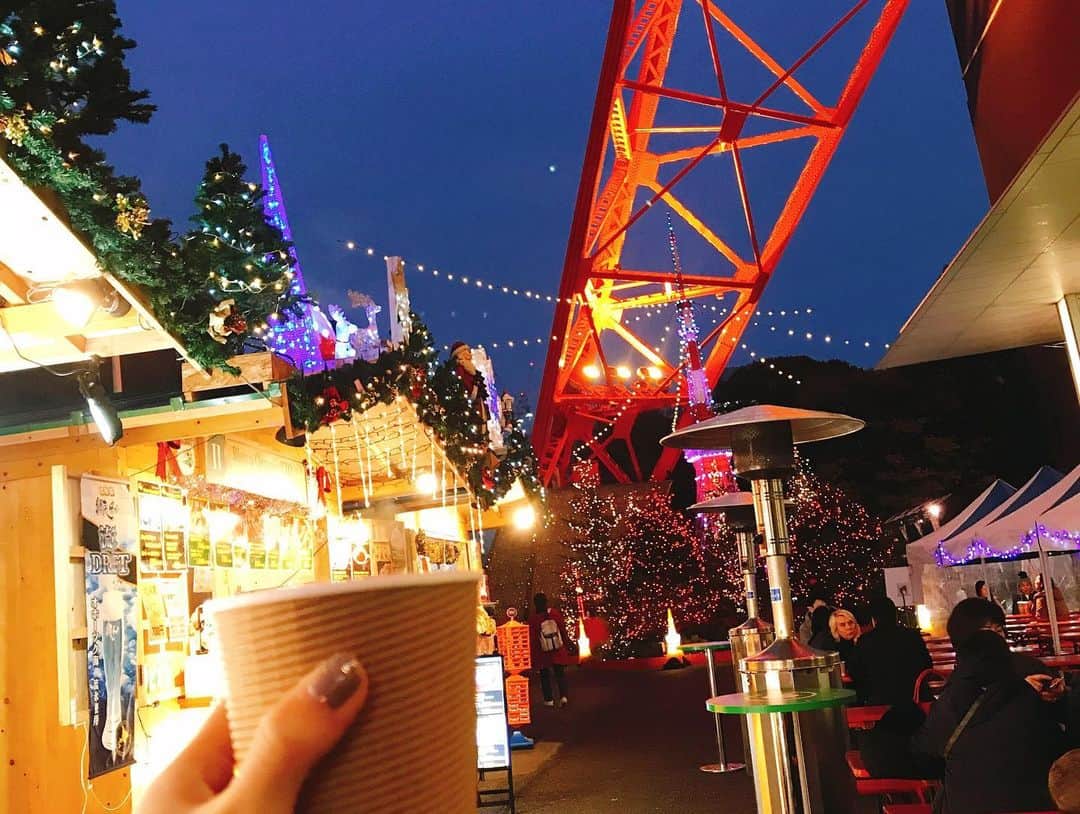 田﨑あさひさんのインスタグラム写真 - (田﨑あさひInstagram)「・ ・ 今日じゃないけど、 以前行った東京タワーの麓にある クリスマスマーケットへ🎄☃️ 念願のエッグノック🤗 思っていたより少し苦め☕️ やっぱりクリスマスマーケットは楽しい💓✨ ・ ・ ・  #クリスマス  #クリスマスイブ #クリスマスマーケット　#東京タワー　#🗼#christmas #christmasmarket #ラム酒 #エッグノック」12月25日 20時33分 - asahitasaki