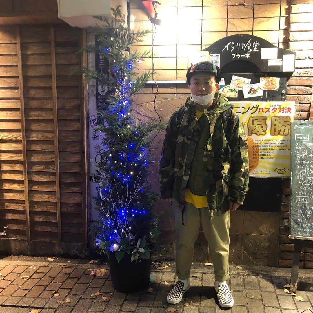 松尾駿さんのインスタグラム写真 - (松尾駿Instagram)「メリークリスマス９９ #xmas #merrychristmaschallenge100  #mcc100」12月25日 20時49分 - matsuoshun