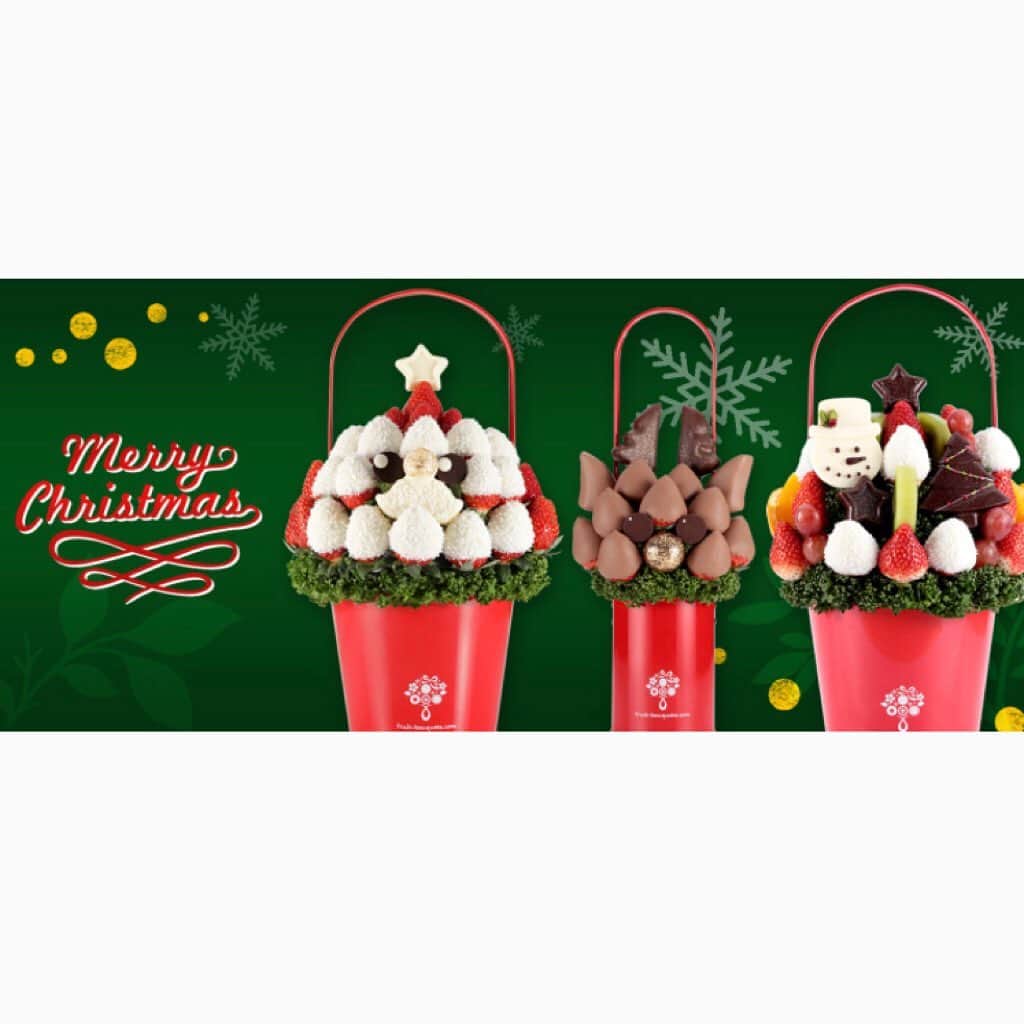 Fruit-bouquets.comさんのインスタグラム写真 - (Fruit-bouquets.comInstagram)「【フルーツブーケ】 Merry Christmas🎄 . #フルーツブーケ #プレジール #フルーツ #花束  #千葉 #西千葉 #フルーツケーキ #果物  #サプライズケーキ #お祝い #記念日 #贈り物  #クリスマス #パーティー #クリスマス🎄  #サプライズプレゼント #クリスマスイブ  #インスタ映え #インスタ映えスイーツ  #スイーツ #ギフト #サプライズプレゼント  #クリスマスケーキ #インスタ映えケーキ  #クリスマススイーツ #クリスマスギフト  #フォトジェニック #ホームパーティー  #クリスマスプレゼント #クリスマスパーティー」12月25日 21時11分 - fruitbouquet.japan