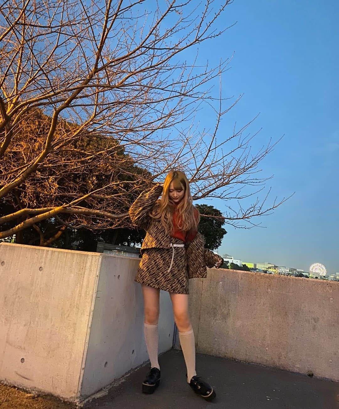 伊藤桃々さんのインスタグラム写真 - (伊藤桃々Instagram)「TGCteenありがとうございました🙆‍♀️‼️ なんか空綺麗☁  #tgc #tgcteen」12月25日 21時11分 - __peachstagram__