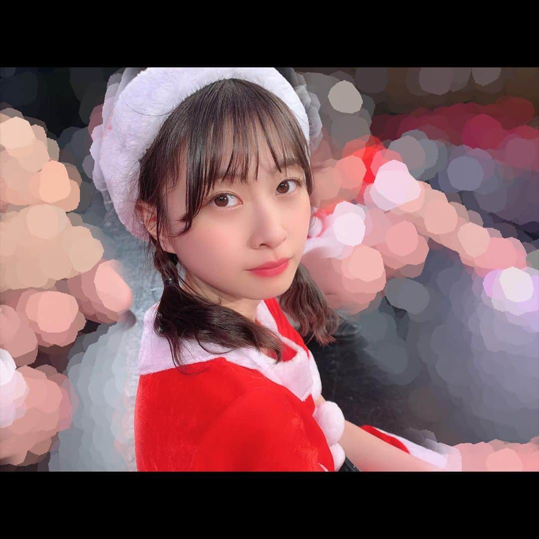 松岡はなのインスタグラム：「Happy Merry Christmas...🐇🎄✨」
