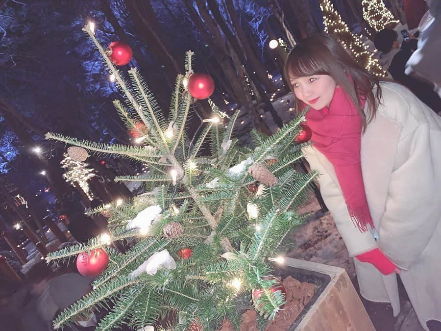 大段舞依さんのインスタグラム写真 - (大段舞依Instagram)「﻿ ﻿ 🎄🎄🎄 ﻿ ﻿ ﻿ #軽井沢　#長野 #軽井沢高原教会﻿ #星降る森のクリスマス #イルミネーション﻿ #クリスマスツリー #ランタンツリー﻿ ﻿」12月25日 21時36分 - maichi_1004