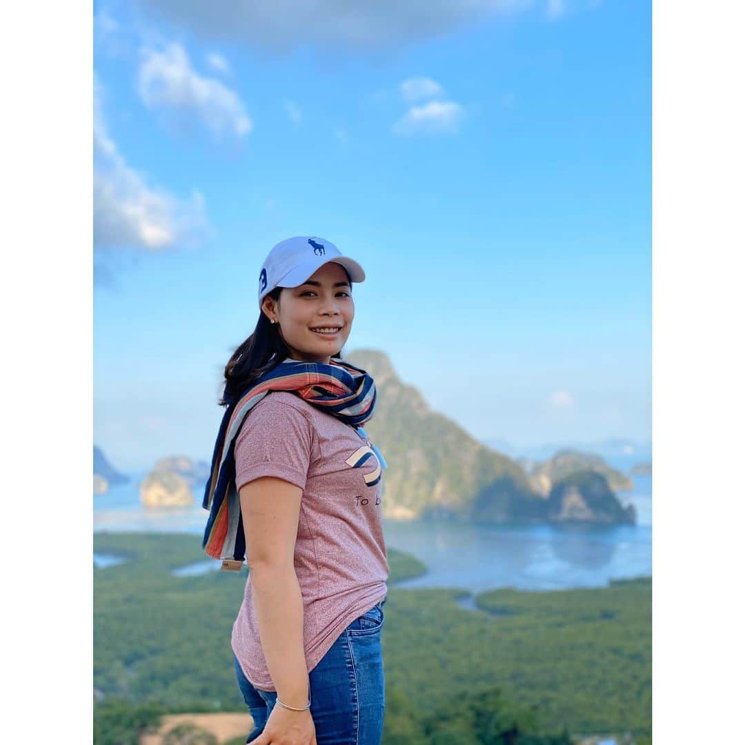 モリヤ・ジュタヌガーンのインスタグラム：「#familytrip #momoriya #amazingthailand Cr : @mayariya」