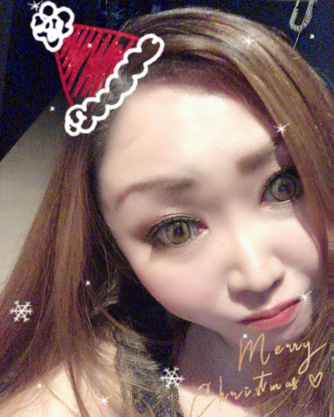 有奈めぐみさんのインスタグラム写真 - (有奈めぐみInstagram)「メリークリスマス！ #av #風俗嬢 #41歳 #熟女 #めりくり」12月25日 21時56分 - arina_megu