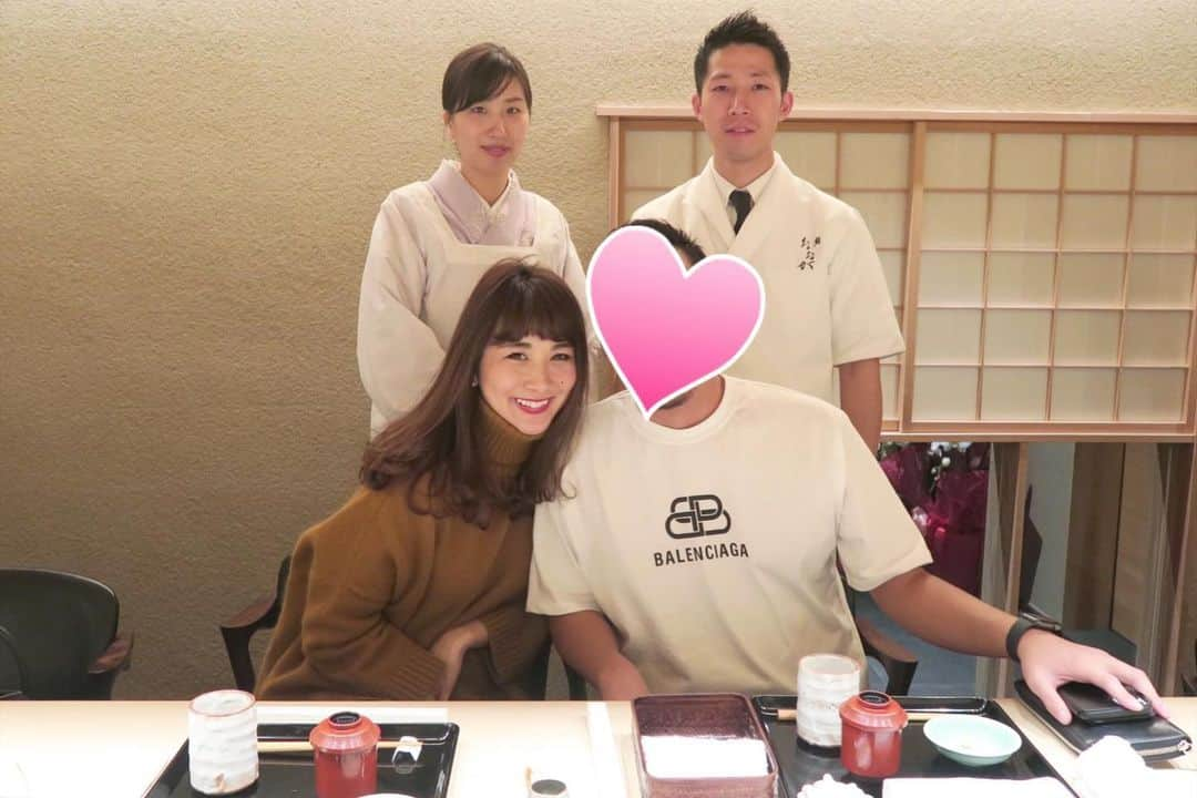 Mai Wakimizuさんのインスタグラム写真 - (Mai WakimizuInstagram)「今年のchristmas dinnerはおおさがさんにて♡久しぶりのお鮨だったので、お昼を抜いて万全の態勢で伺いました♡笑 お鮨だけではなくおおがさんご夫妻に会えるのも楽しみの一つ。今日も楽しいトークを有難うございました＼(^o^)／クリスマス、終わっちゃった（；＿；） #wakkingourmet#鮨おおが#大阪」12月25日 22時09分 - wakkin__m