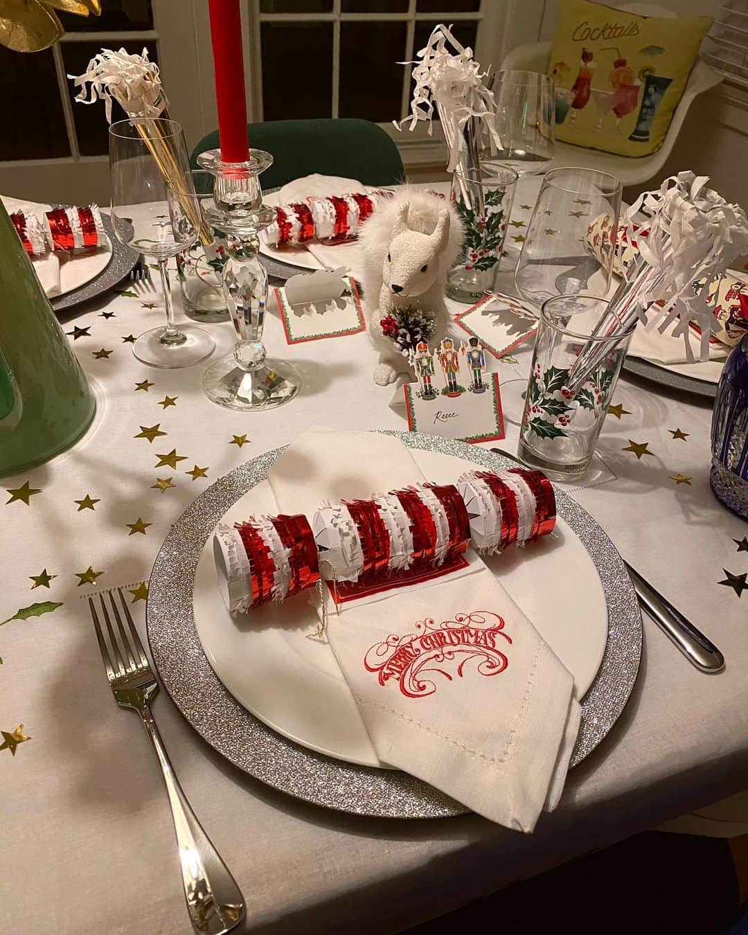 ハーレー・ヴィエラ・ニュートンさんのインスタグラム写真 - (ハーレー・ヴィエラ・ニュートンInstagram)「First Christmas in our new home ❤️」12月26日 0時27分 - harleyvnewton